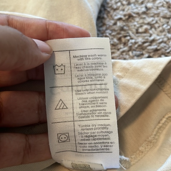 Carhartt Men’s Large Tan Turtleneck - Picture 7 of 7